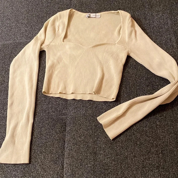 ZARA cropped NECKLINE KNIT ribbon top - Picture 2 of 3